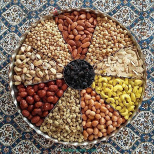خوراکی یلدایی - انگور لبو - لبو یلدا شب یلدای 1403 یلدا1403 اجیل آجیل تخمه پسته کشمش سنجد نخود بادام هندی بادام زمینی بادام تخمه کدو تخمه هندوانه